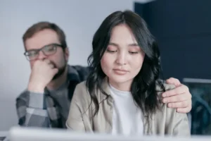 How Men Can Lead With Confidence Without Controlling
